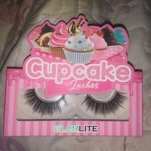 Cupcake lashes Glamlite